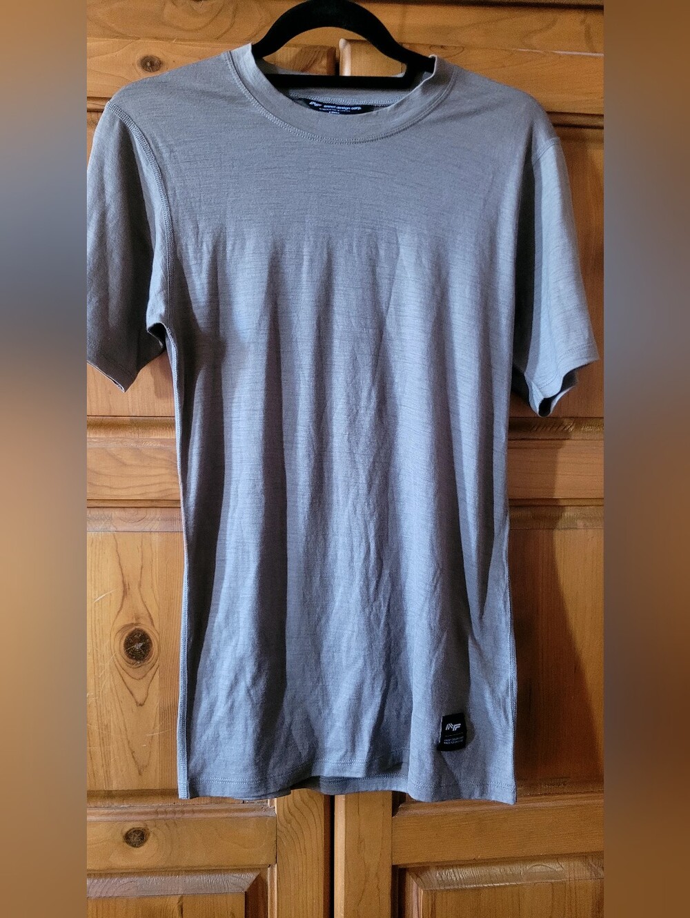 Men's Short-Sleeve Crew Tee in Light Gray